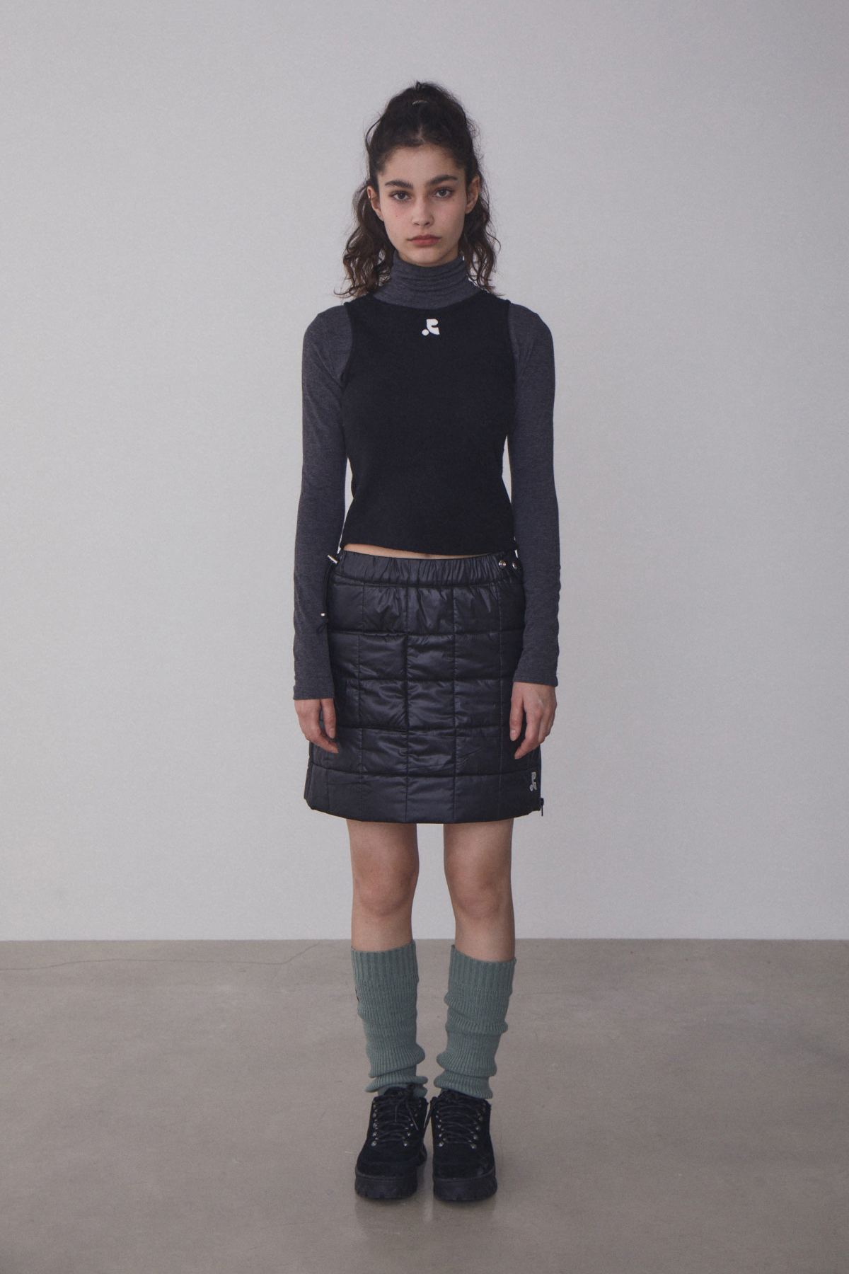 RR QUILTED SKIRT - BLACK